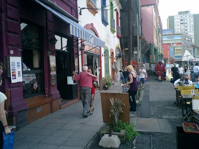 2007  ダンナ様の出張　(9)ブエノスアイレス　カミニート