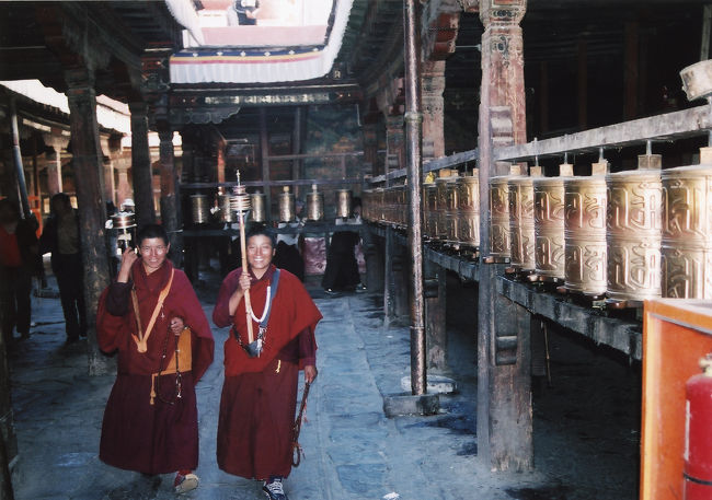 チベットの大タンカをたずねて（２）～ラサ～