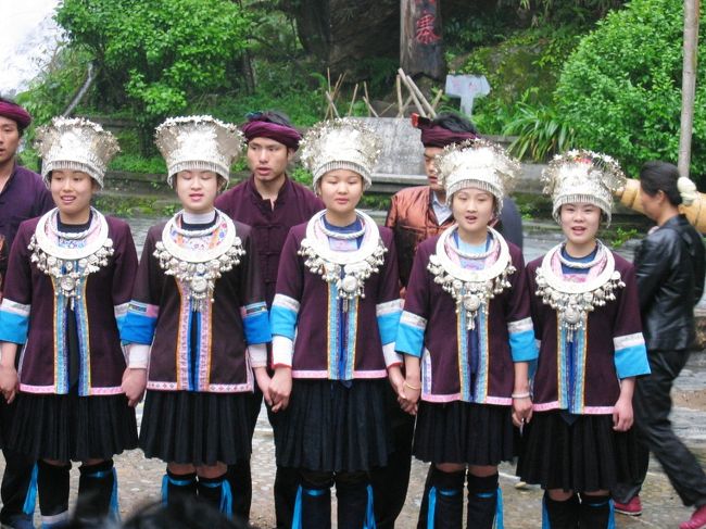 2005春、中国旅行記7(4)：4月23日(2)三江・トン族村の歌と踊り
