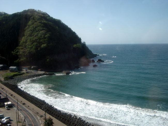 北近畿丹後鉄道に乗って、木津温泉で下車しようとしてたけれど、居眠りして乗り過ごし。仕方ないので豊岡まで行ってJRに乗り換えて城崎温泉で下車。温泉街をブラブラと。