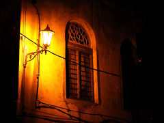 イエメン　9タイズ旧市街、夕～夜