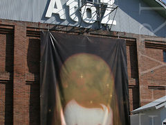 奈良美智 ＡtoZ展　Cup House　お酒なし A to Z Cup HouseA to Z Cup House|奈良美智 + grafYoshitomo Nara