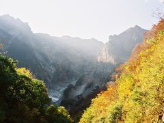 秋の谷川岳にハイキング