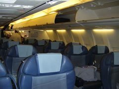 インド　ジェットエアー 　Jetair　9W66　コルカタ（カルカッタ）発　→　バンコク行　ビジネスクラス編