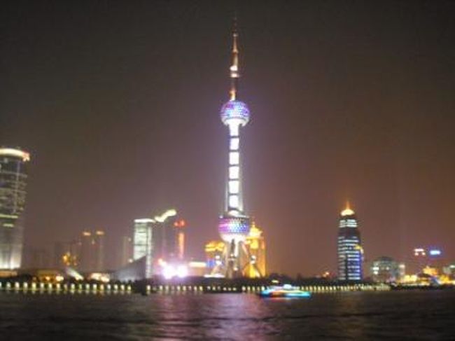 上海での留学時代に撮った写真を公開しています。最高にエキサイティングな街、上海。大好き♪