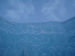 冬の北海道を楽しむ♪　～支笏湖氷濤まつり～