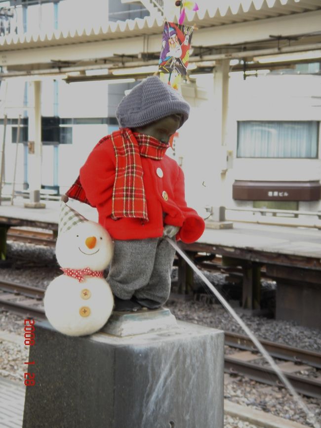 久し振りに福岡から大阪、そして長野への出張に出掛けました・・・<br /><br />制作中です・・・・<br /><br /><br />写真は、浜松町駅ホームの小便小僧