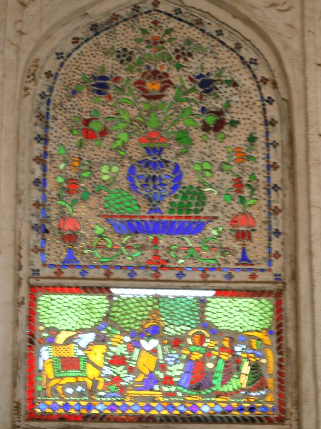 2008冬、インド旅行記(5/27)：1月26日(3)：ジャイプル、アンベール城、見事な室内装飾