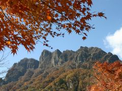 妙義山と紅葉。