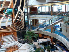 ラプソディ・オブ・ザ・シーズ号で行くベトナム･海南島クルーズ　1日目