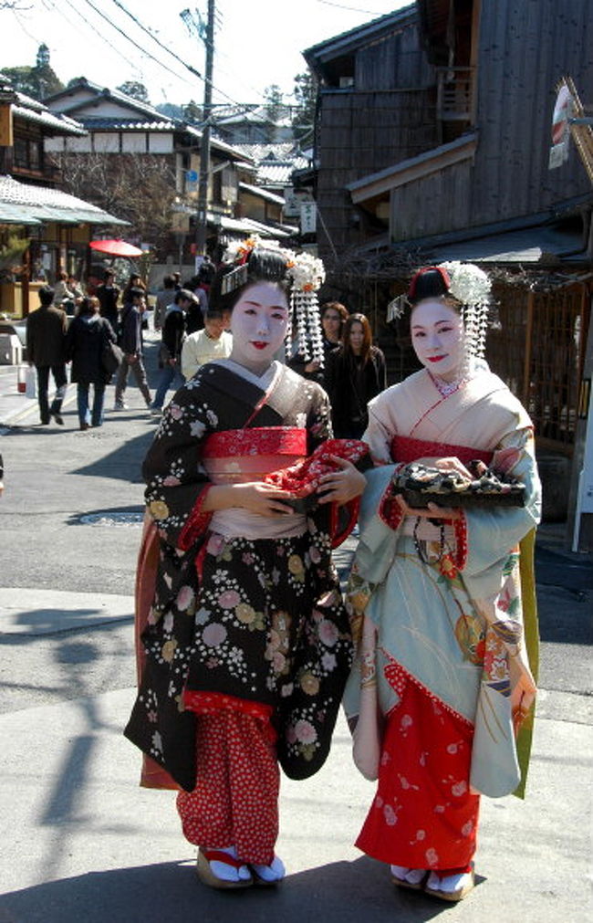 京都..清水寺から知恩院方向へ