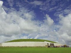 アイルランドの世界遺産 ニューグレンジ