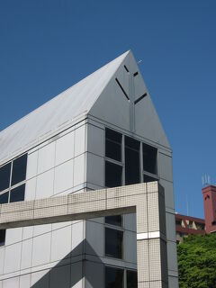 2008春、名古屋市美術館ほか(1/2)：屋外展示品、黒川紀章設計の美術館