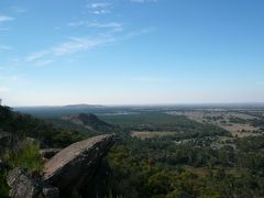 ビクトリア州（北西部）・グランピアンズ国立公園 GrampiansNational Park・ハイキングコース2