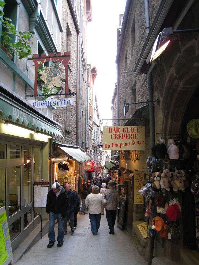 モンサンミッシェル”島内散策” （フランス世界遺産めぐり３日目③）