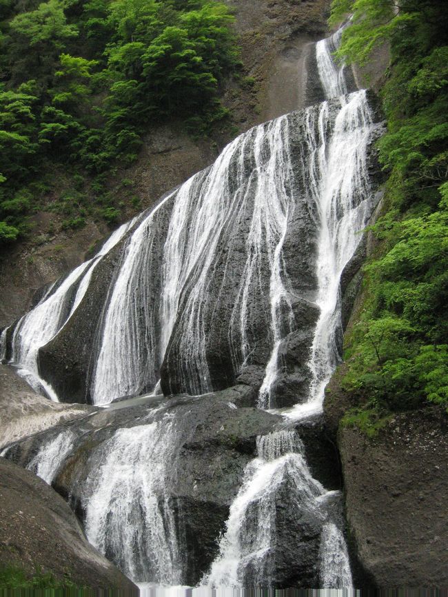 大洗水族館の帰りに、日本三名瀑である袋田の滝に行ってきました。袋田の滝に来たのは、２回目で、自然の中はとても気持ちが良く、心がリフレッシュできました。
