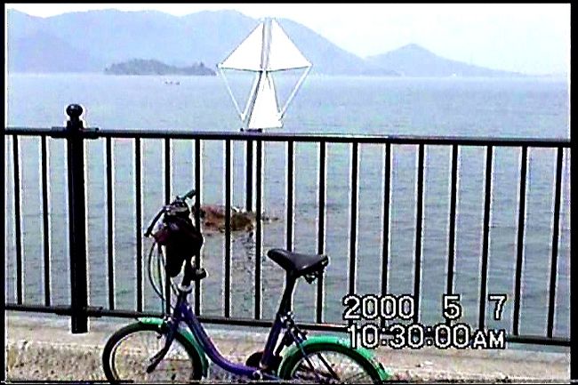 呉線の須波港までマイカーに折りたたみ自転車を積み、<br />須波から生口島の沢港にフェリーに乗り、沢港よりサイクリングの始まりです。<br /><br />＜ビデオ編集＞