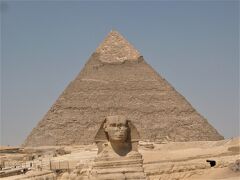 ギザの３大ピラミッド見学後人生初の駱駝騎乗