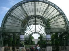 Forum des Halles は植物園と併設（？）されている近代的なショッピングセンタ
