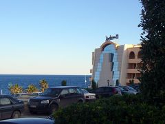 ml02サンジュリアンの海に面して建つホテル界隈の景観 in マルタ島