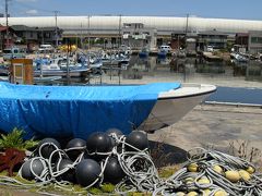 「１」　サイクリングで　船橋・習志野を　通過！そして、幕張　新都心！の　モダンな　風景。　