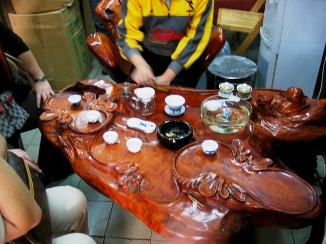 2004秋、中国旅行記5(32)11月6日(1)上海・上海博物館、お茶の専門街