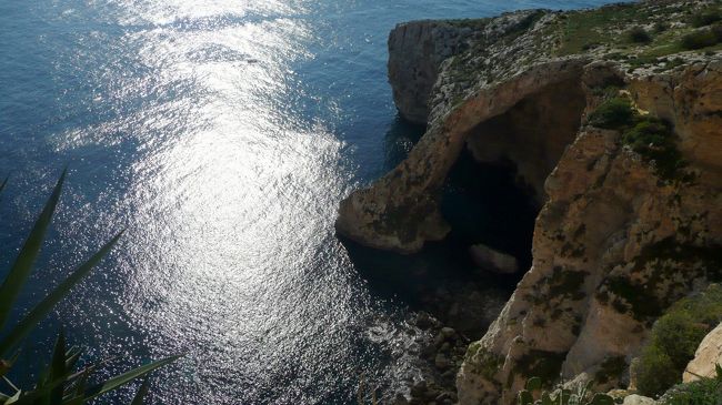 ml17自然の造形美を堪能：青の洞窟/ブルーグロット前編 in マルタ島