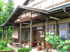 薬王園、陶芸館