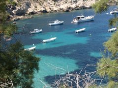 島から島へと大航海。ヴィス島と青の洞窟のあるビシェボ島へ【クロアチアの旅、ダルマチアの船旅編その4】