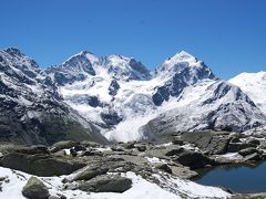 スイスハイキングの印象深い場所について　?スールレイユ峠からのベルニナ連峰