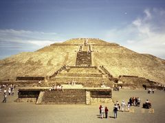 メキシコシティーとティオティワカン