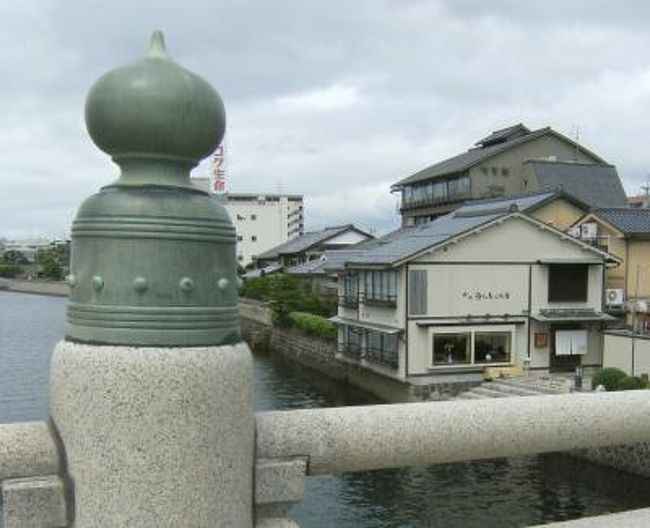 米子の宿に不要な荷物を預け、おやつと水、手帳だけで松江観光に出発です。