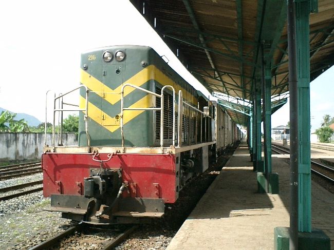 南から北へベトナム統一鉄道１泊２日の旅