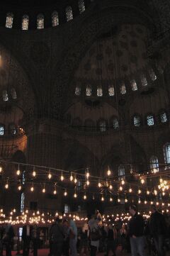 2008秋、トルコ旅行記2(35/47)：10月19日(8)：イスタンブール、ブルー・モスク、ベリーダンスのディナーショー