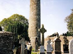 旦那のアイルランド一人旅-2002-／ダブリンから行くミステリーバスツアーでケルトな遺跡めぐり