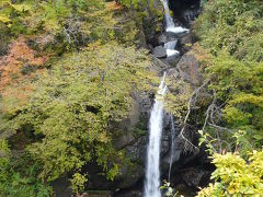 福井県の滝紀行＆紅葉狩り　《その２》さこさがの滝他（福井県大野市）