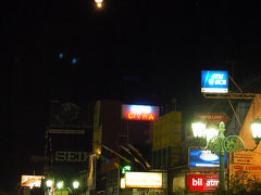 インドネシア16　　　ジョグジャ夜の街歩き、ラマダン最後の夜のざわめきと興奮