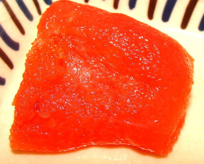 オークラ神戸の和朝食は、聞くところによりますと先日開業以来初めて大きく変わりました。 ここに来るのに約2年近く掛かりましたが、一度変わってしまうと またまたそこから変化できません。<br />勿論、味は確かに美味しいのですが 決して目の覚める朝食とは言えません。 やはり 目の覚める朝食とは 予測を越える事で初めて成り立ちますが、予測通り------ここが問題なのでしょう。<br />但し、個人的には先日行った洋朝食ビュフェのカメリアよりは落ち着いて食べられます。 二者択一 と言えば 山里の和朝食か パスと言う選択です。私の選択肢には特に最近のカメリアの朝食はありません。