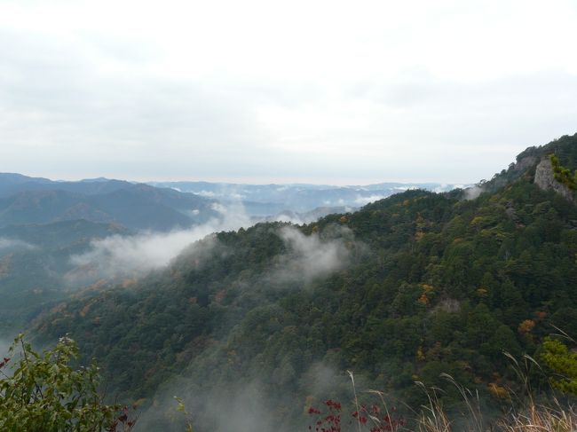 温泉ランキングの湯谷HAZU温泉に出掛けて来ました。<br /><br />写真は鳳来寺山の境内より見えた雲海です。