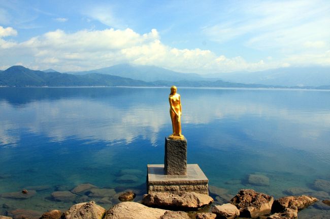 ６日目は、八幡平でトレッキングする予定です。<br /><br />八幡平に行く前に田沢湖に立ち寄り、<br />田沢湖とたつこ像を見ました。
