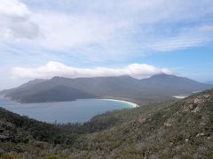 タスマニア州、フレシネ半島国立公園・ワイングラスベイ（展望エリア往復、2km)