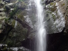 淡路島にも滝がありました！『鮎屋の滝』（兵庫県洲本市）