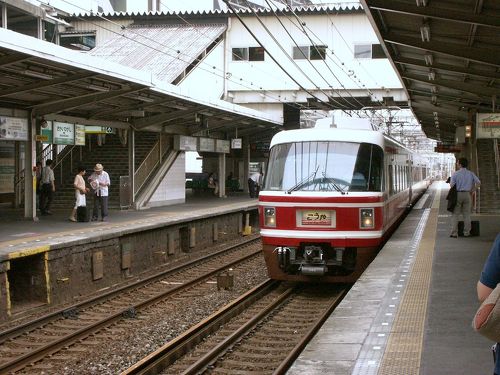 和歌山 特急「こうや」と高野山ケーブルで高野山に参拝』高野山