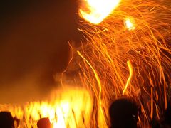 古都に春を告げる　東大寺お水取り