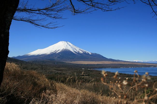 かなり久しぶりの投稿。<br />富士山行ってきました。<br />・・・といっても<br />これもかなり前だったりする＾＾；<br /><br />寒かったけどきれいに見えました★