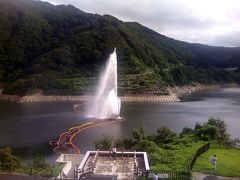 月山湖の雑魚水族館や噴水