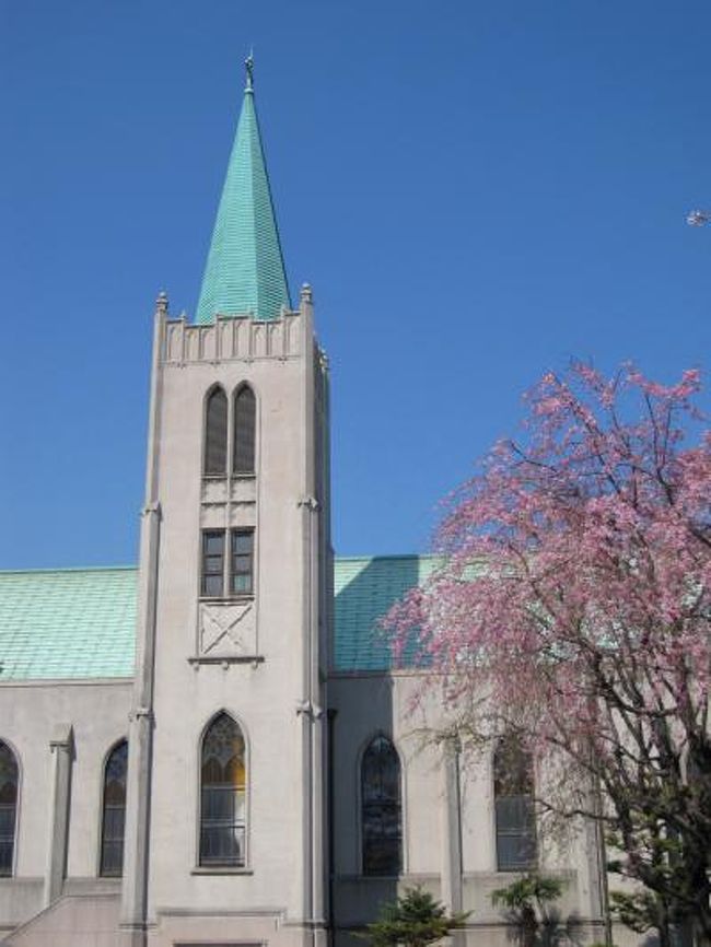 横浜：山手西洋館の通りも桜が満開です。見所ダイジェスト！（２００９年）