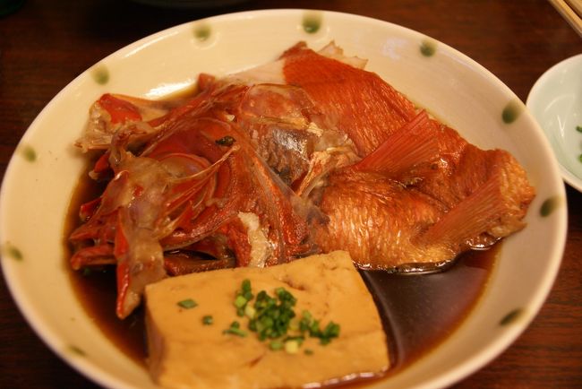 こちらのお店は、『和食 かとう』ってなってますが、和食と言うより、魚料理各種。<br />刺身に、煮付けに、焼き魚。西京漬も力入れていますね。メニューも豊富で、注文がなかなか決められないのも嬉しい悩み？<br />後は、一見怖そうだけど、実は優しい女将さんもお店の名物？<br /><br />こちらは、2009年の訪問時。<br /><br />2008年に頂いた品々はこちら、<br />http://4travel.jp/traveler/hhb00102/album/10241492/<br /><br />2009年に頂いた品々はこちら、<br />http://4travel.jp/traveler/hhb00102/album/10325527/<br /><br />2010年に頂いた品々はこちら、<br />http://4travel.jp/traveler/hhb00102/album/10417705/<br />http://4travel.jp/traveler/hhb00102/album/10436120/<br />http://4travel.jp/traveler/hhb00102/album/10452117/<br />http://4travel.jp/traveler/hhb00102/album/10480829/<br />http://4travel.jp/traveler/hhb00102/album/10523945/ <br /><br />2011年に頂いた品々はこちら、<br />http://4travel.jp/traveler/hhb00102/album/10534681