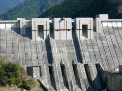 接岨湖・長島ダムの景観と大井川の流れを　☆発電しない多目的ダム