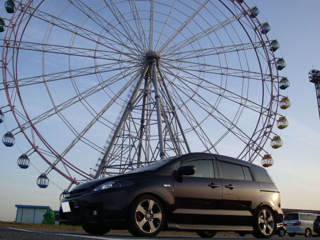 いつもの車の集まりの企画で、 <br />四国、瀬戸大橋記念公園にてオフ会が開催され 、<br />前日からの出発で途中<br />兵庫県<br />「淡路ワールドパークONOKORO」<br />徳島県<br />「鳴門渦の道」<br />香川県<br />「金比羅様」<br />「瀬戸大橋記念公園」<br />などに行ってきました。<br /><br />今回は淡路編です